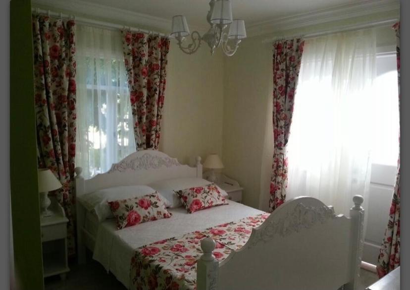 The White Hotel Alacati Exterior foto